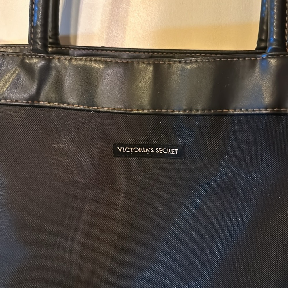 Victoria’s Secret mesh & leather tote bag leather handles gently pre used